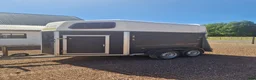 Hästtransporter  fordon & transport till salu: Thiel de luxe säljes i befintligt skick  i Töreboda - Annons 2