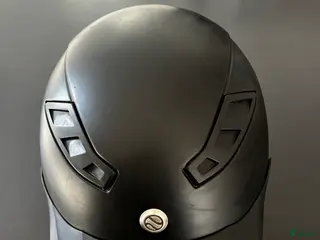 Hjälmar ryttarutrustning till salu: Back on Track ridhjälm med mips! i Norrköping - Annons 2