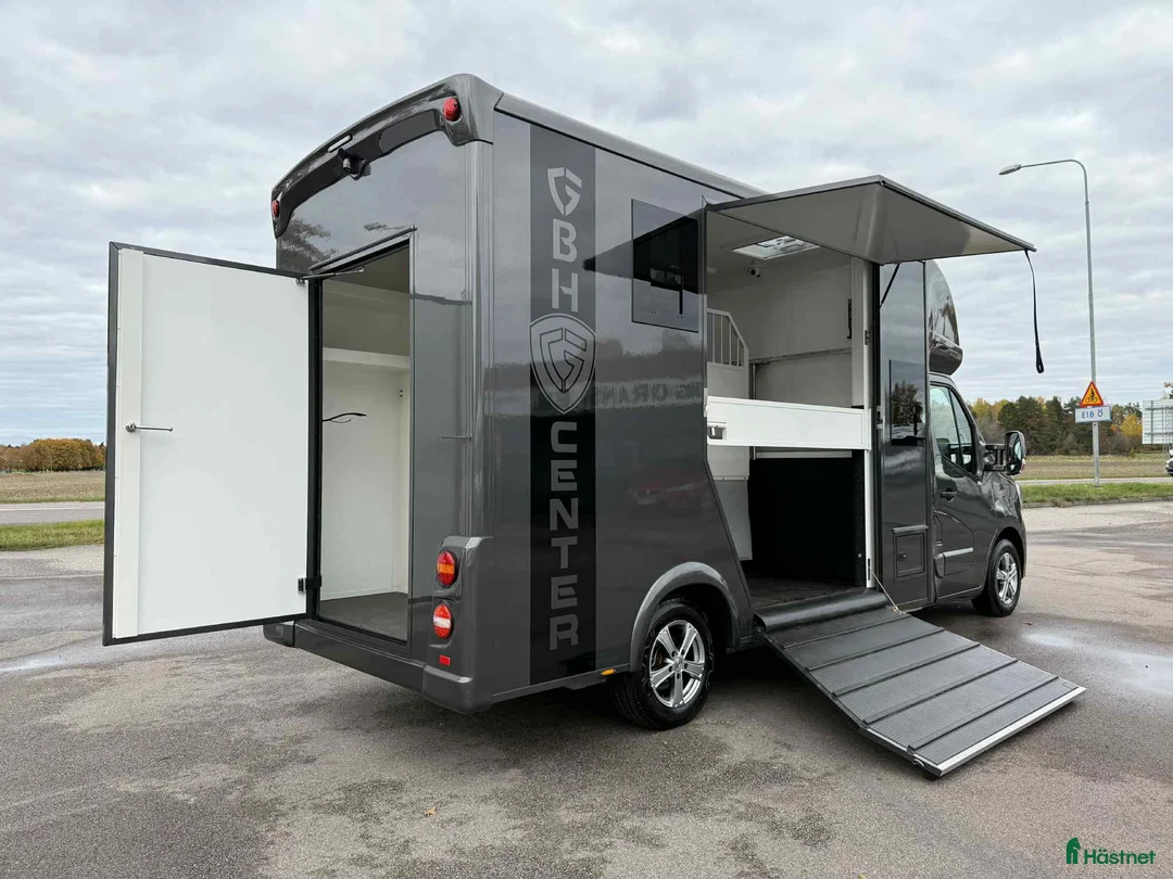 Hästlastbilar  fordon & transport till salu: NORDIC HORSE 5 STUTERI *HÖG LASTVIKT* - Annons 8