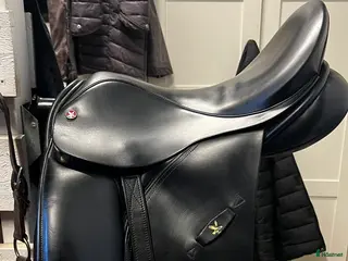 Sadlar hästutrustning Fin dressyr sadel - Annons 2