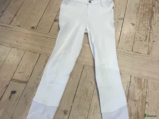 Ridbyxor ryttarutrustning till salu: Nästan nya ridbyxor i Norrköping - Annons 11