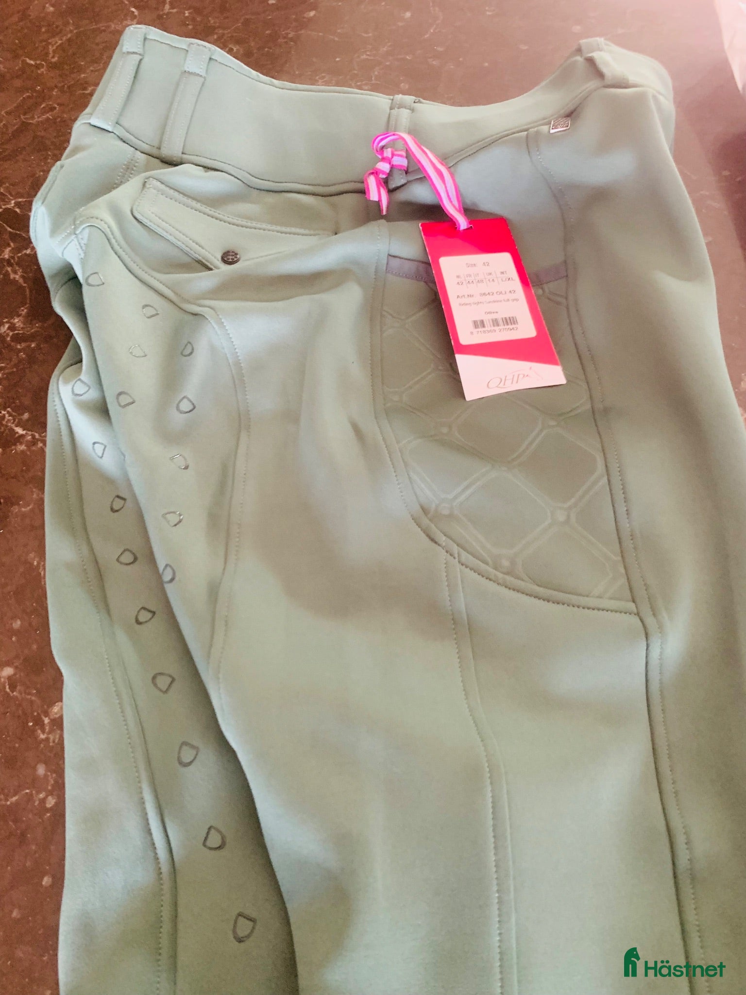 Ridbyxor ryttarutrustning till salu: Gröna QHP tights/ridbyxor - Annons 3