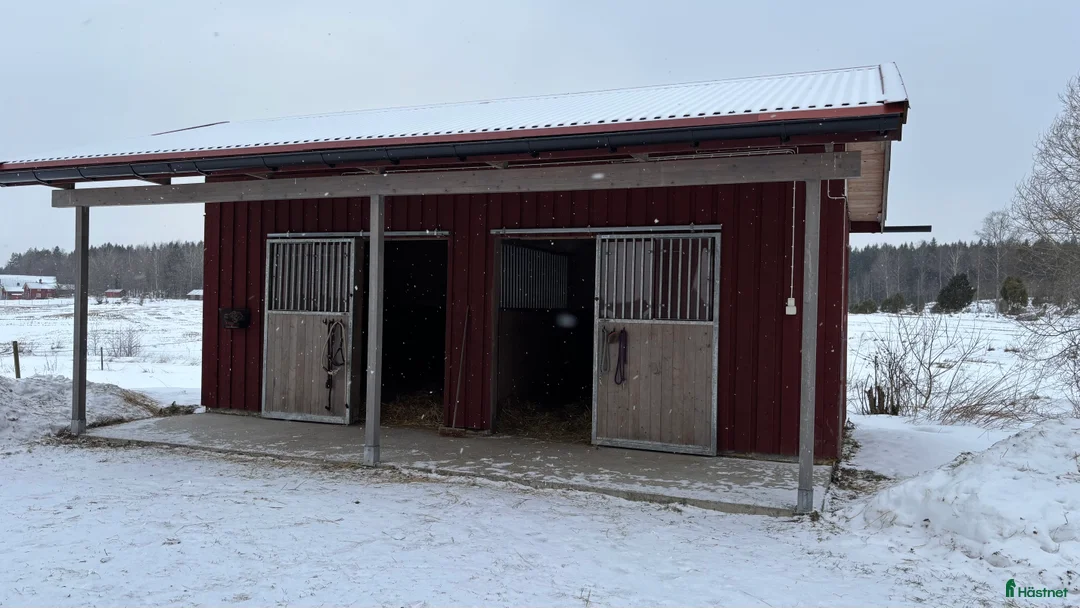  stallplats finnes: BOXPLATS UTHYRES - Annons 2