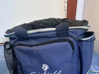 Övrig Hästutrustning hästutrustning Fairfield rycktväska med borstar - Annons 24