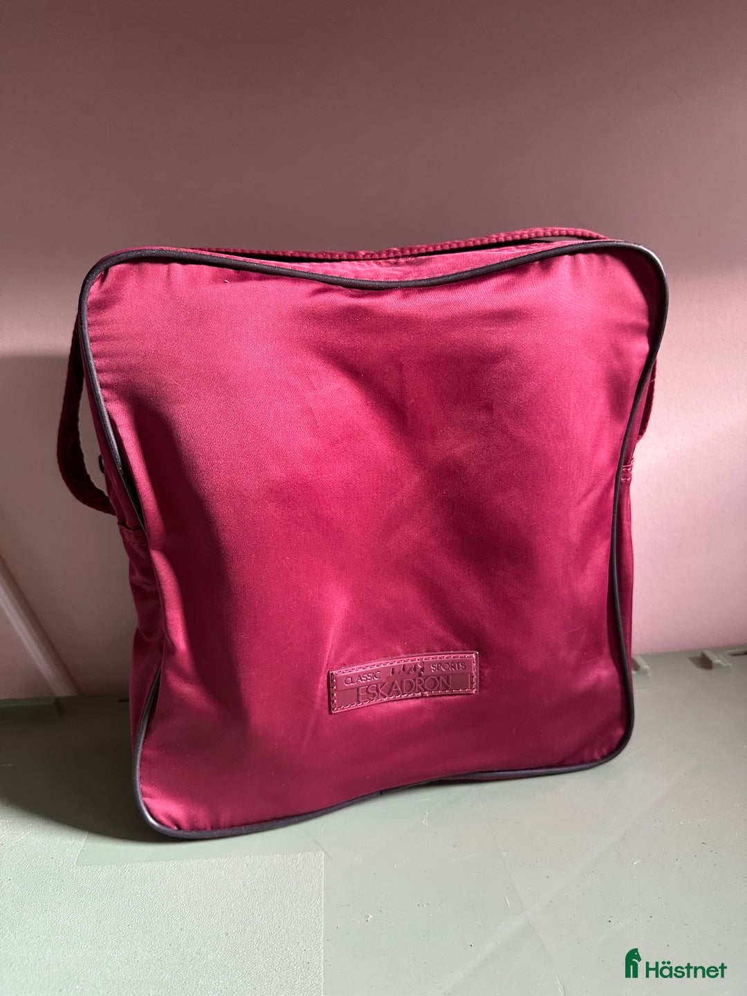 Benskydd hästutrustning till salu: Vinröda benlindor i Perstorp - Annons 2