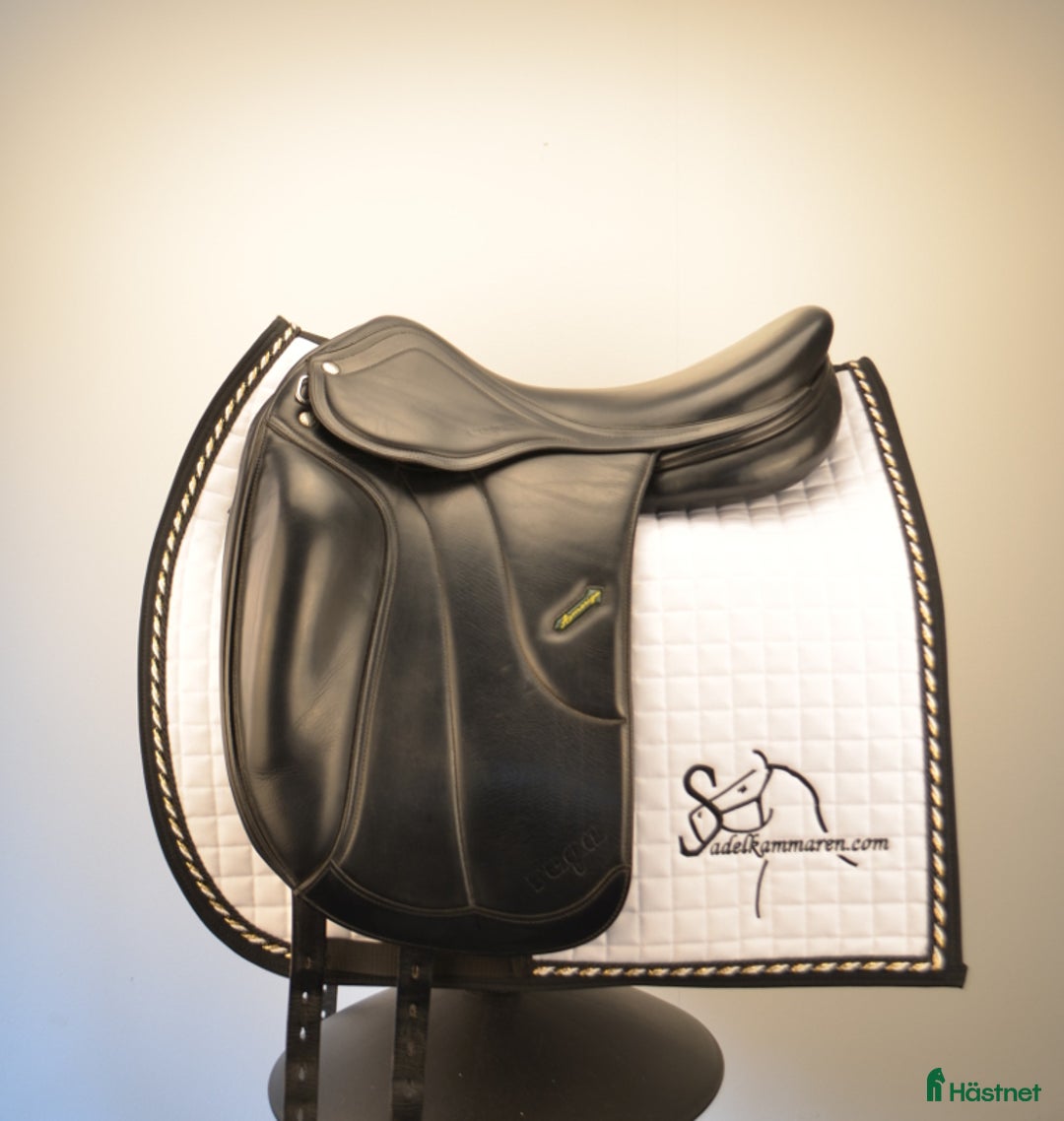 Sadlar hästutrustning till salu: Amerigo Vega CC i Sparsör - Annons 1