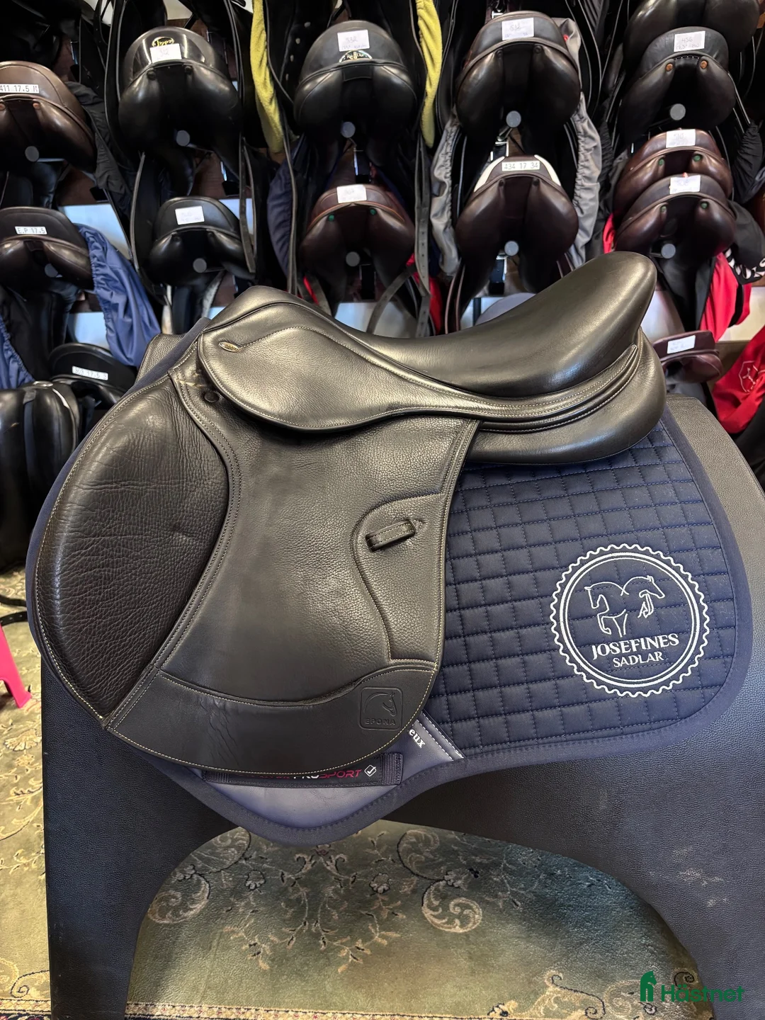 Sadlar hästutrustning till salu: Epona 17,5” (538) - Annons 1
