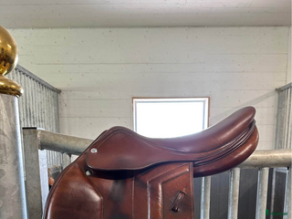 Sadlar hästutrustning till salu: Renissance sadel i Norrtälje - Annons 4