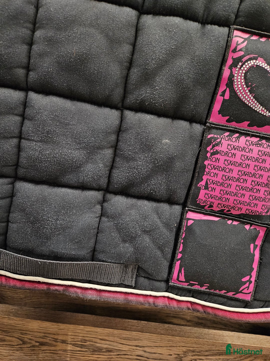 Schabrak & Vojlockar hästutrustning till salu: Schabrak, full, Eskadron i Gällivare - Annons 3