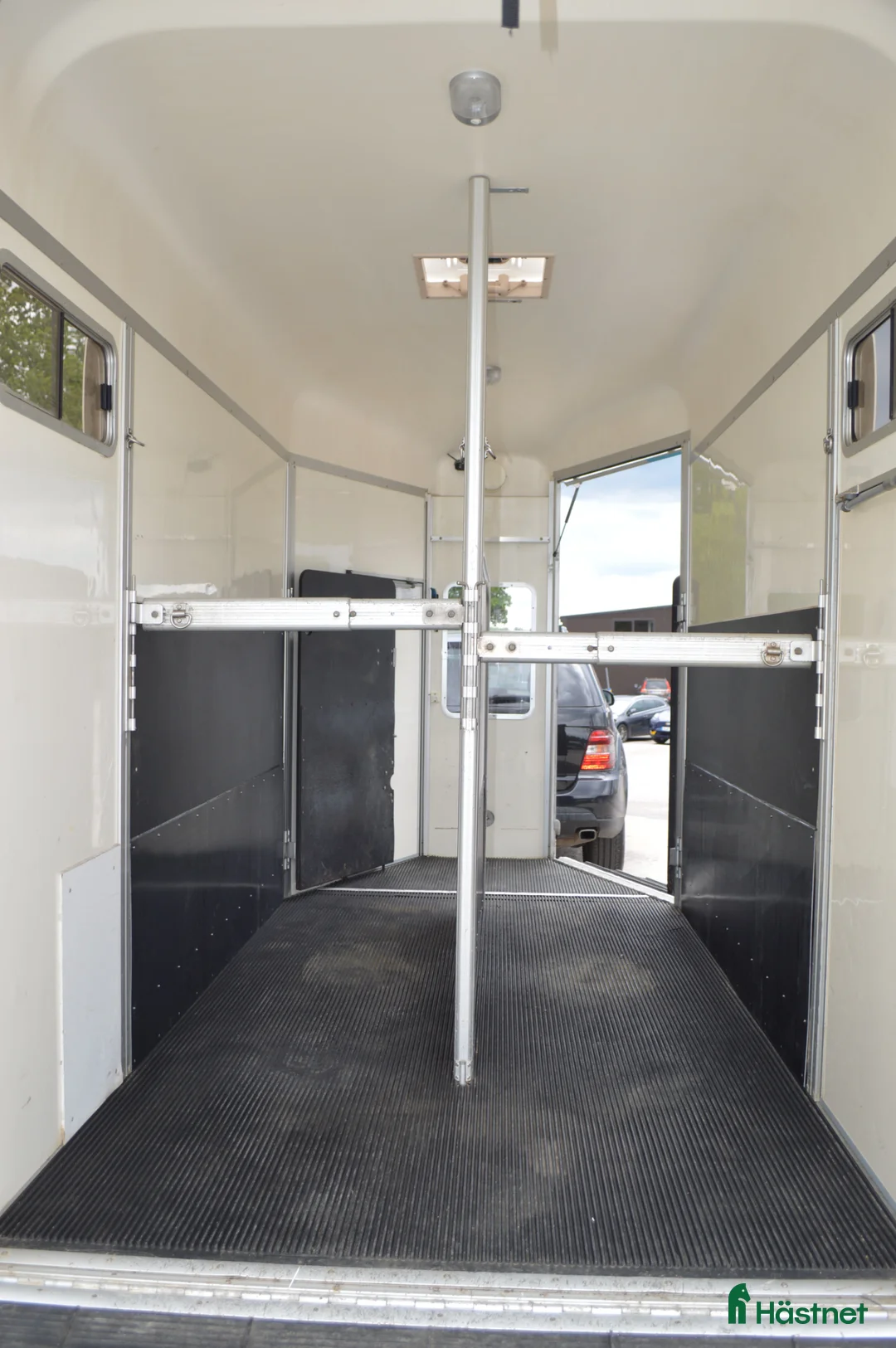 Hästtransporter  fordon & transport till salu: Umesläpet BB50 2013 Totalvikt 1990kg   - Annons 6