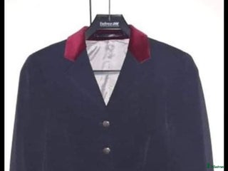 Jackor & Kavajer ryttarutrustning till salu: Tävlingskavaj i Veddige - Annons 2