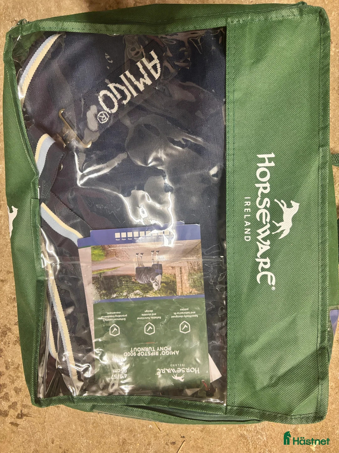 Täcken hästutrustning till salu: Amigo regntäcke i Kalmar - Annons 1