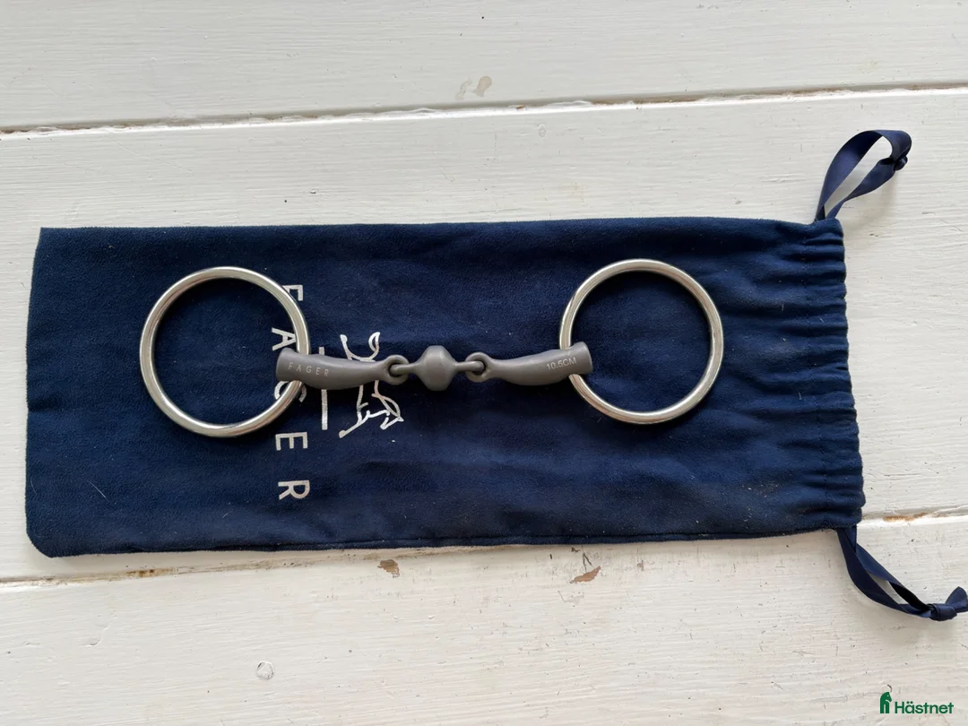 Bett hästutrustning till salu: Fager Ginny Titan lösa ringar 10,5 cm - Annons 1