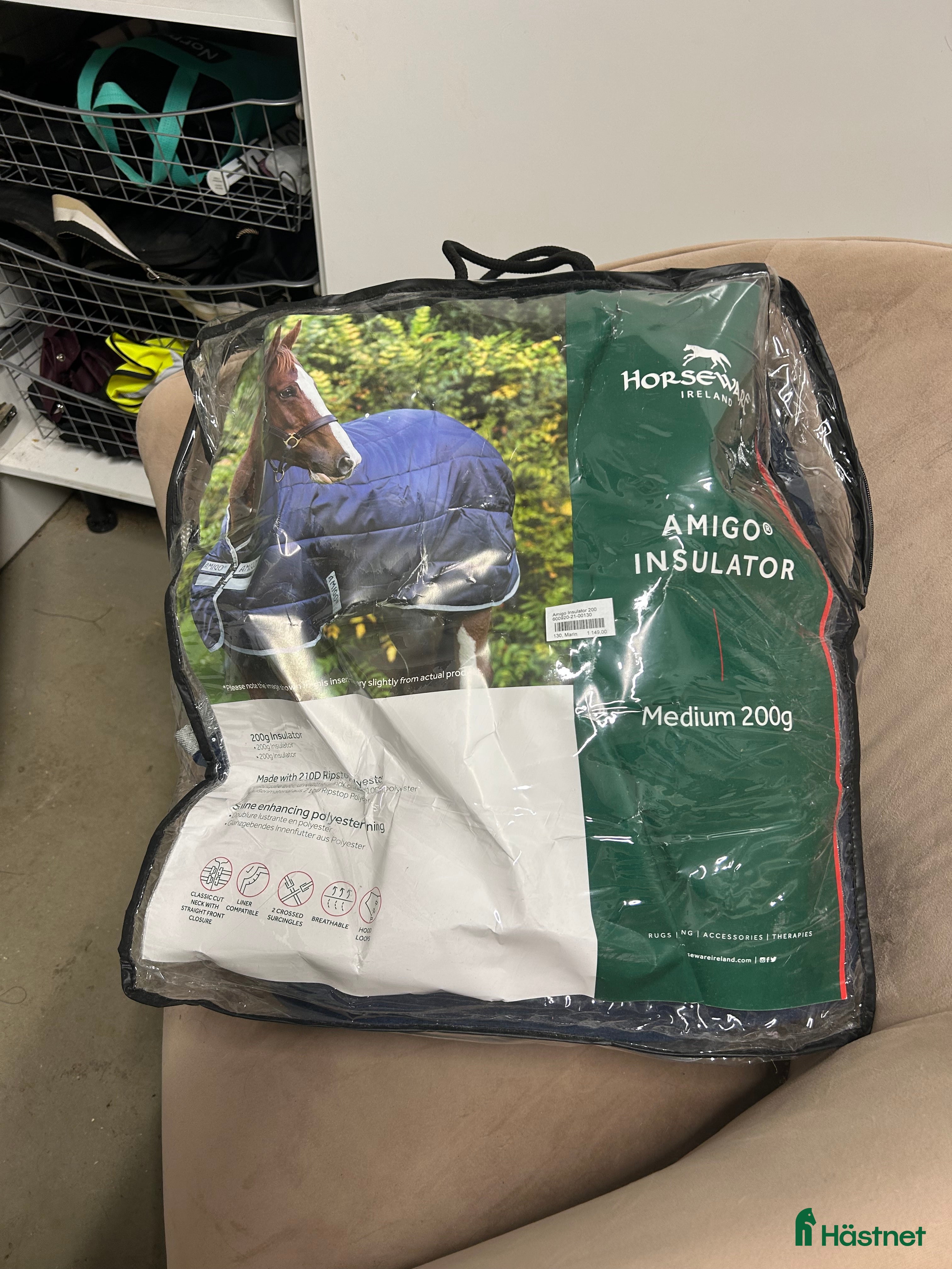 Täcken hästutrustning till salu: Knappt använt Amigo Insulator i Skogås - Annons 2