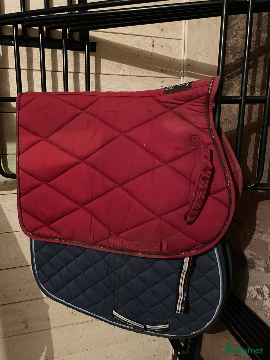 Schabrak & Vojlockar hästutrustning till salu: Schabrak full i Karlstad - Annons 1