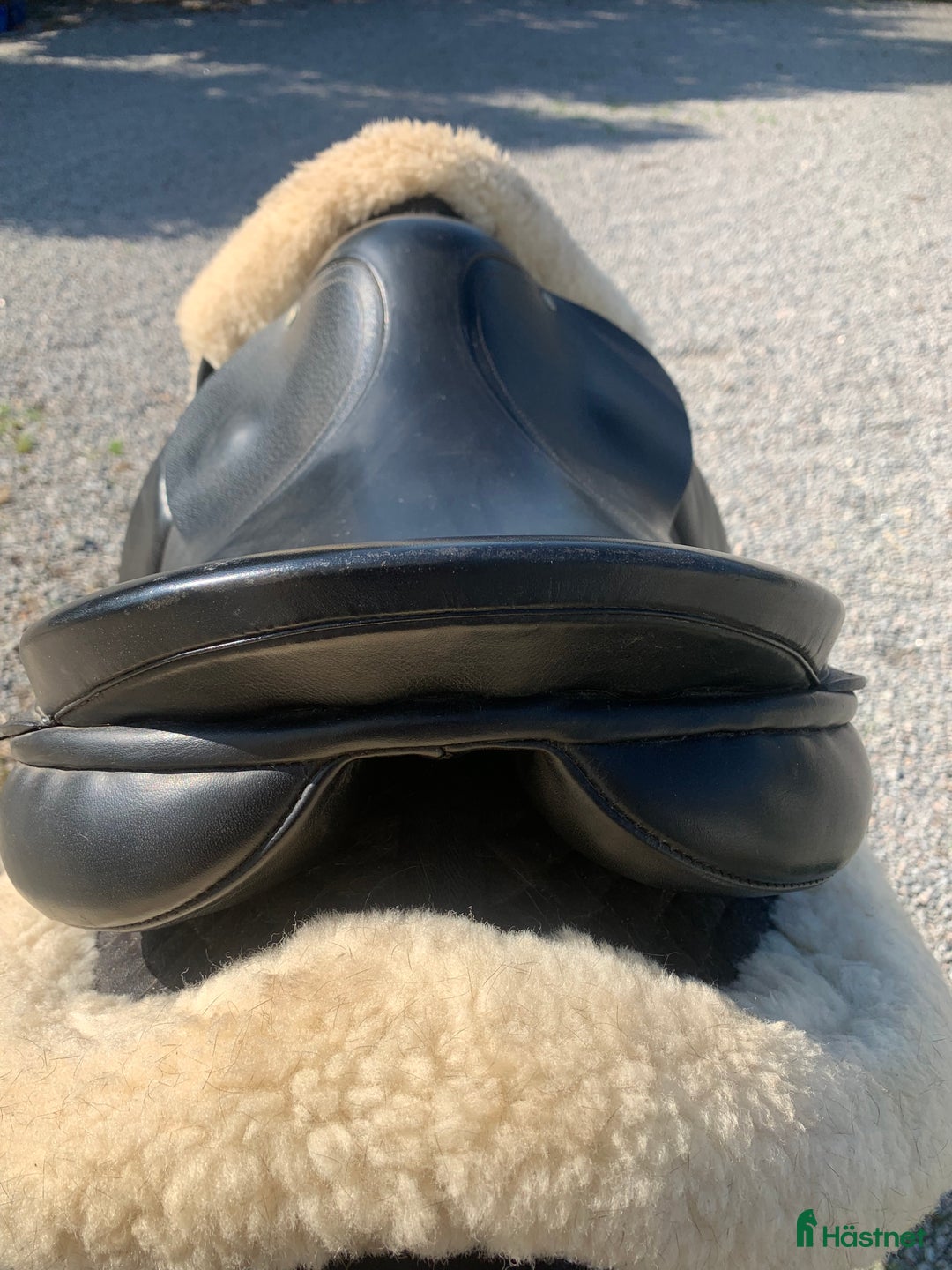 Sadlar hästutrustning till salu: Dressyrsadel Cliff Barnsby  i Sölvesborg - Annons 3