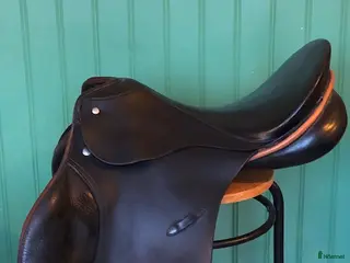 Sadlar hästutrustning Passie Young Winner hoppsadel - Annons 1