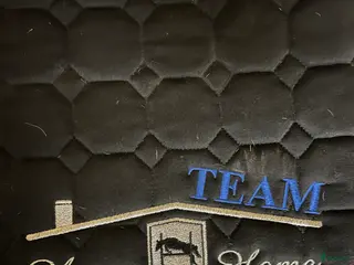 Schabrak & Vojlockar hästutrustning Equiline schabrak - Annons 15