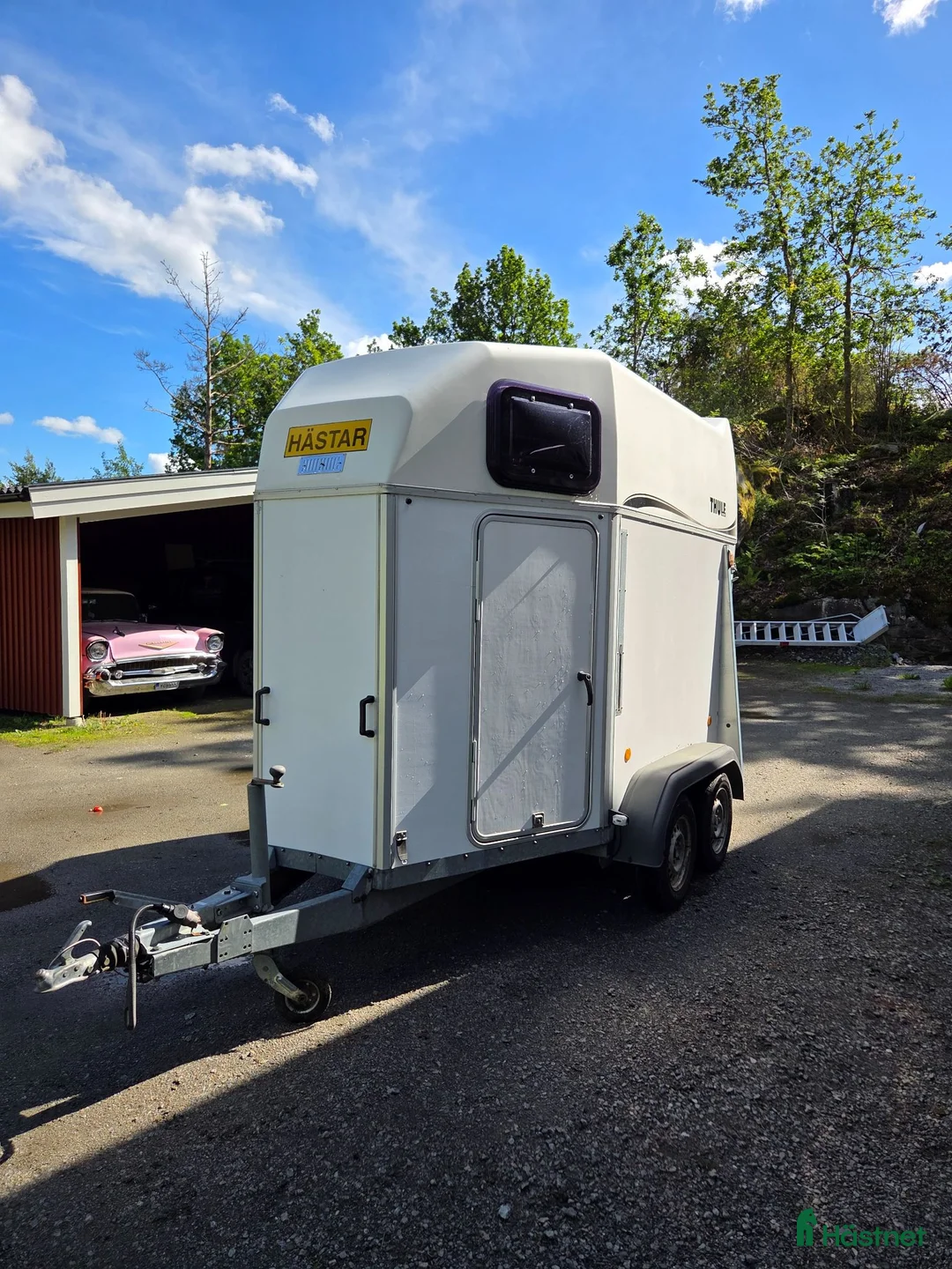 Hästtransporter  fordon & transport till salu: Thule Prestige Hästtransport  i Kareby - Annons 2