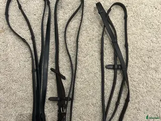 Träns hästutrustning Lädertyglar svarta och mörkbruna i Enhörna - Annons 21