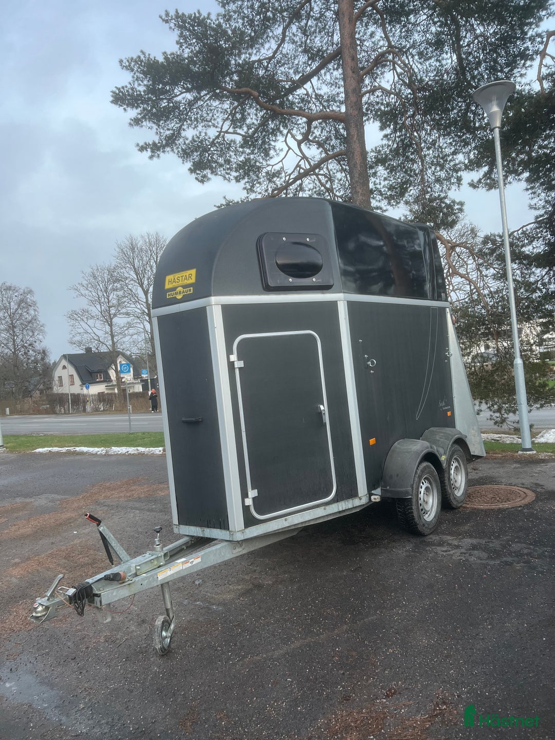 Hästtransporter  fordon & transport till salu: Humbaur Single 2016 Kompositgolv B-kort i Örebro - Annons 1