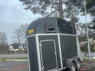 Hästtransporter fordon & transport till salu: Humbaur Single 2016 Kompositgolv B-kort i Örebro - Annons 6