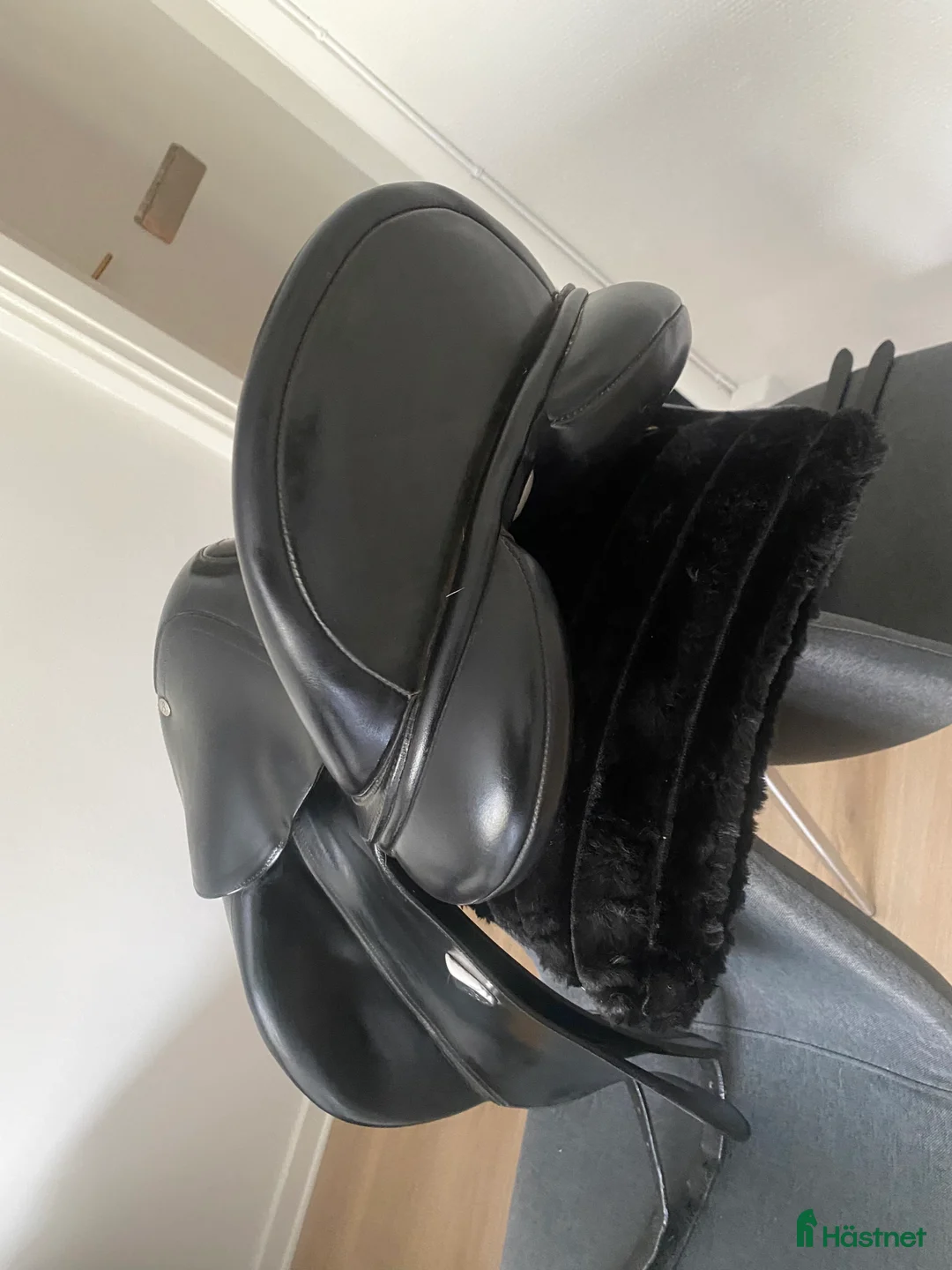 Sadlar hästutrustning till salu: Bates innova extended i Hallsberg - Annons 3