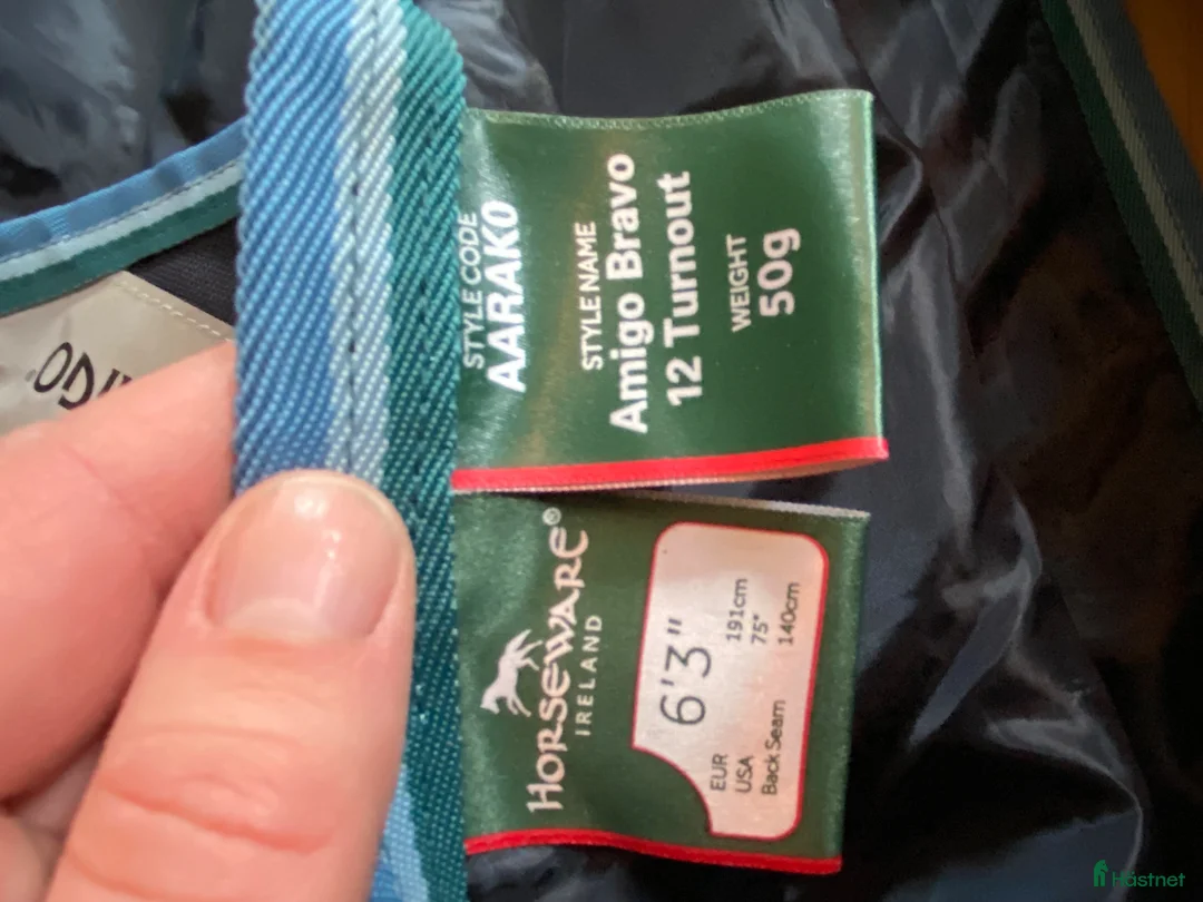 Täcken hästutrustning till salu: Amigo bravo 12 turnout 50g - Annons 5