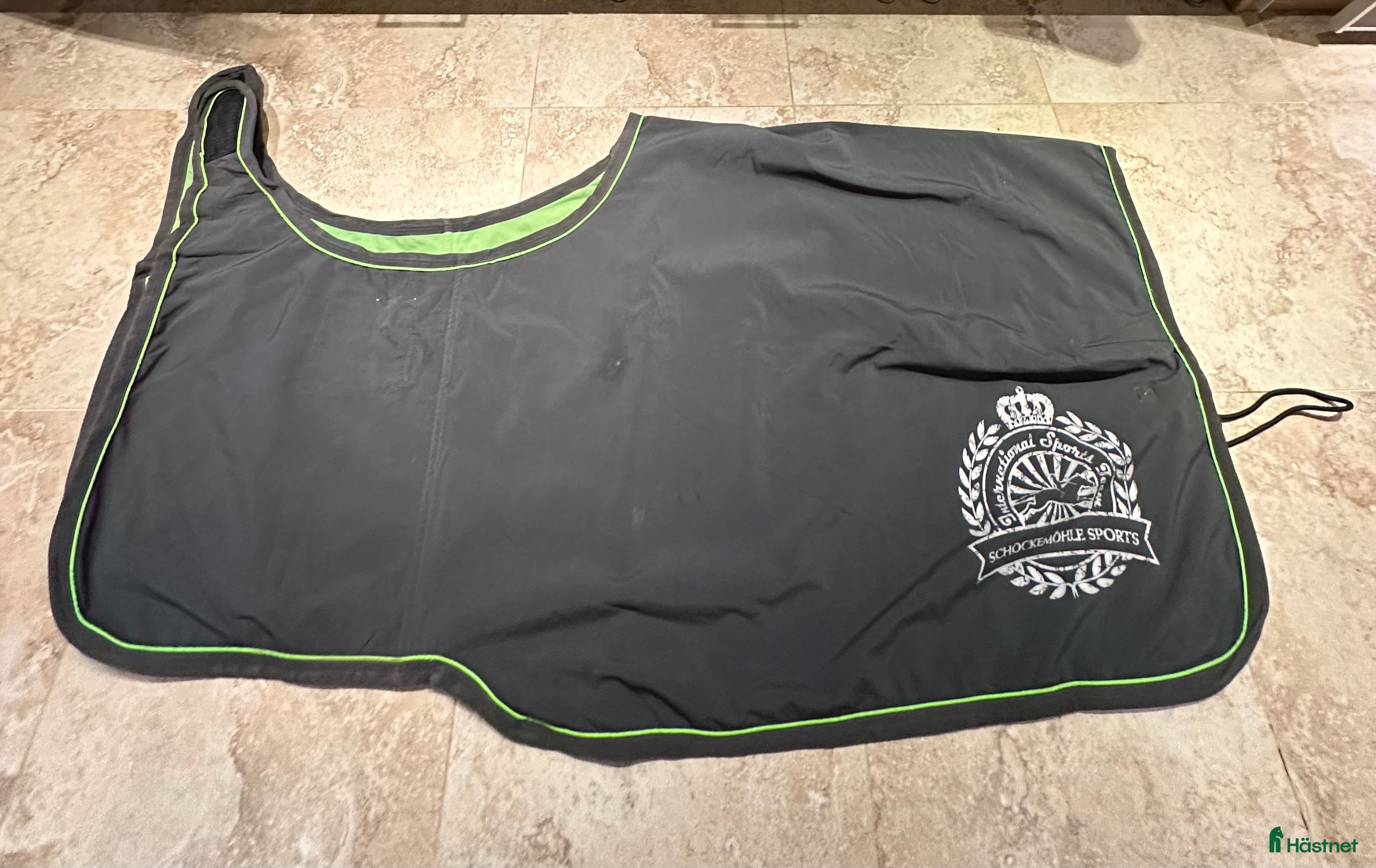 Täcken hästutrustning till salu: Schockemöhle ridtäcke i Vallentuna - Annons 11