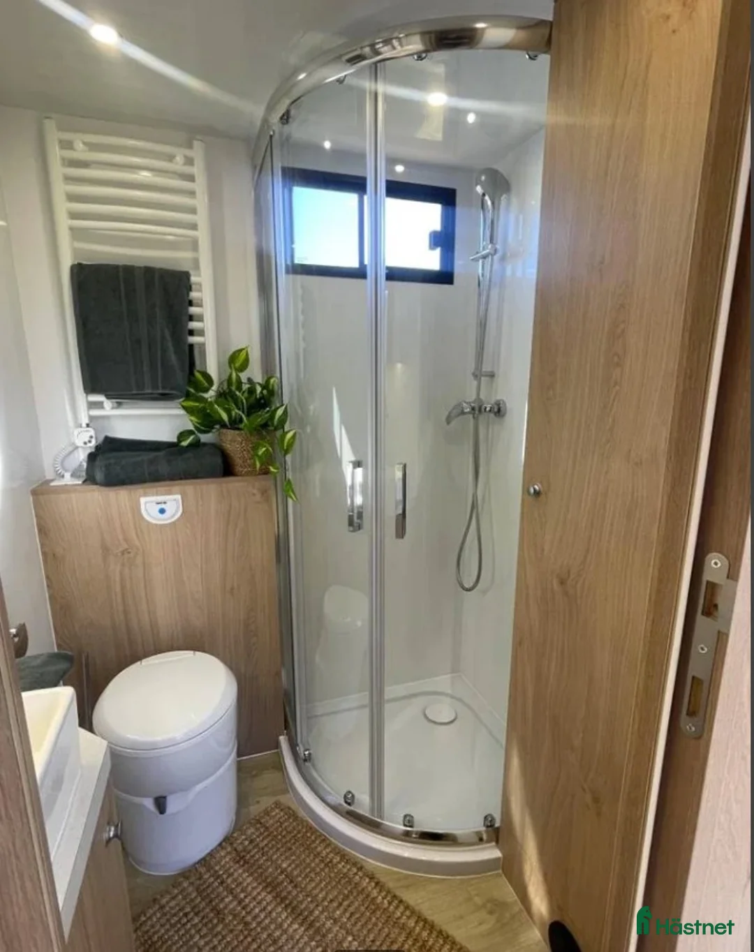 Hästlastbilar  fordon & transport till salu: Hästlastbil Cavaleno Silver i Getinge - Annons 6