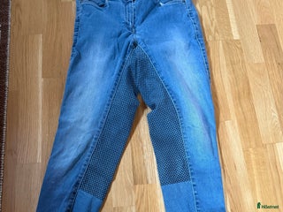 Ridbyxor ryttarutrustning till salu: Helskodda ridbyxor i Reftele - Annons 1