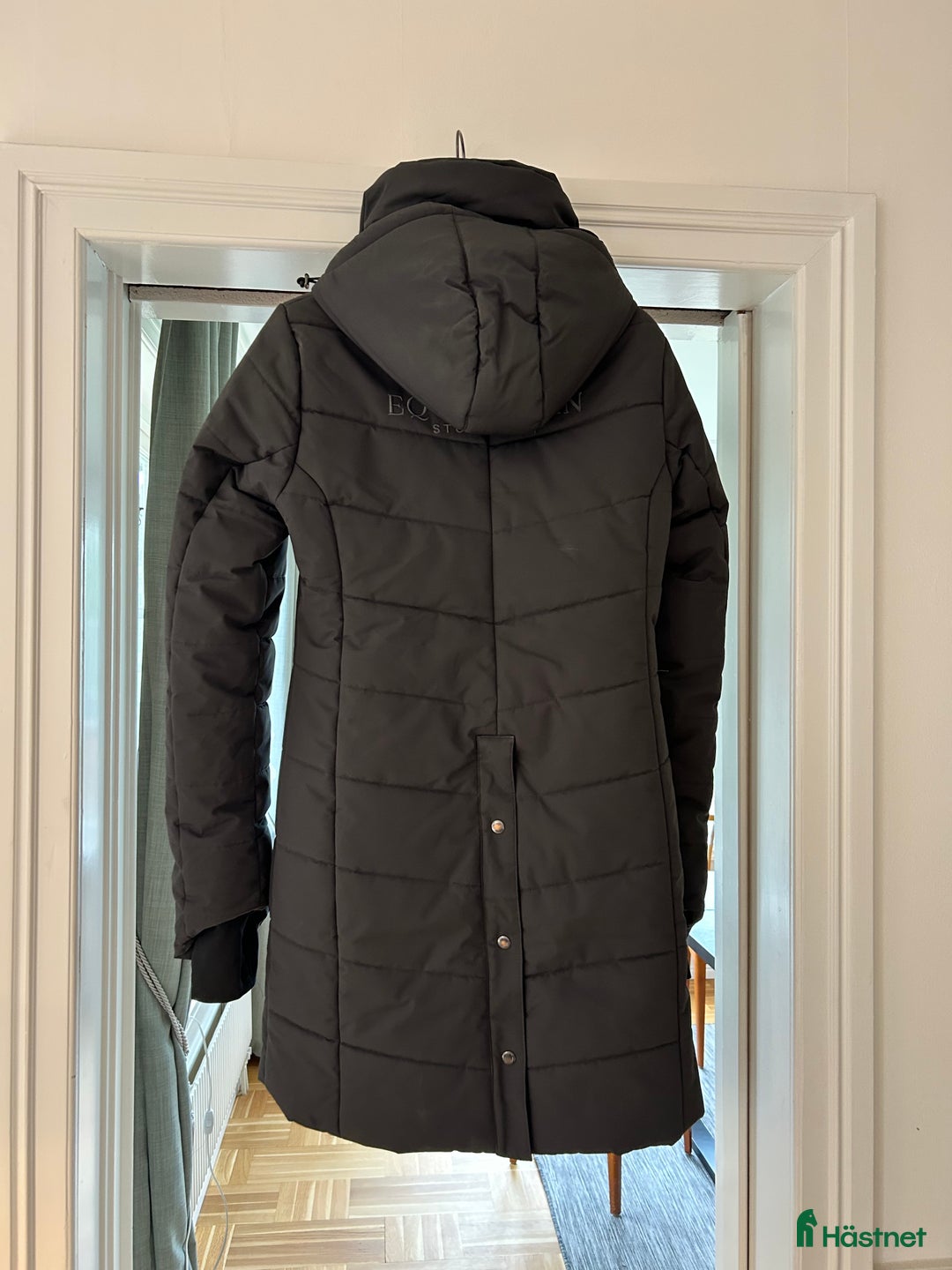 Jackor & Kavajer ryttarutrustning till salu: Equestrian Stockholm vinterjacka Small i Röbäck - Annons 2