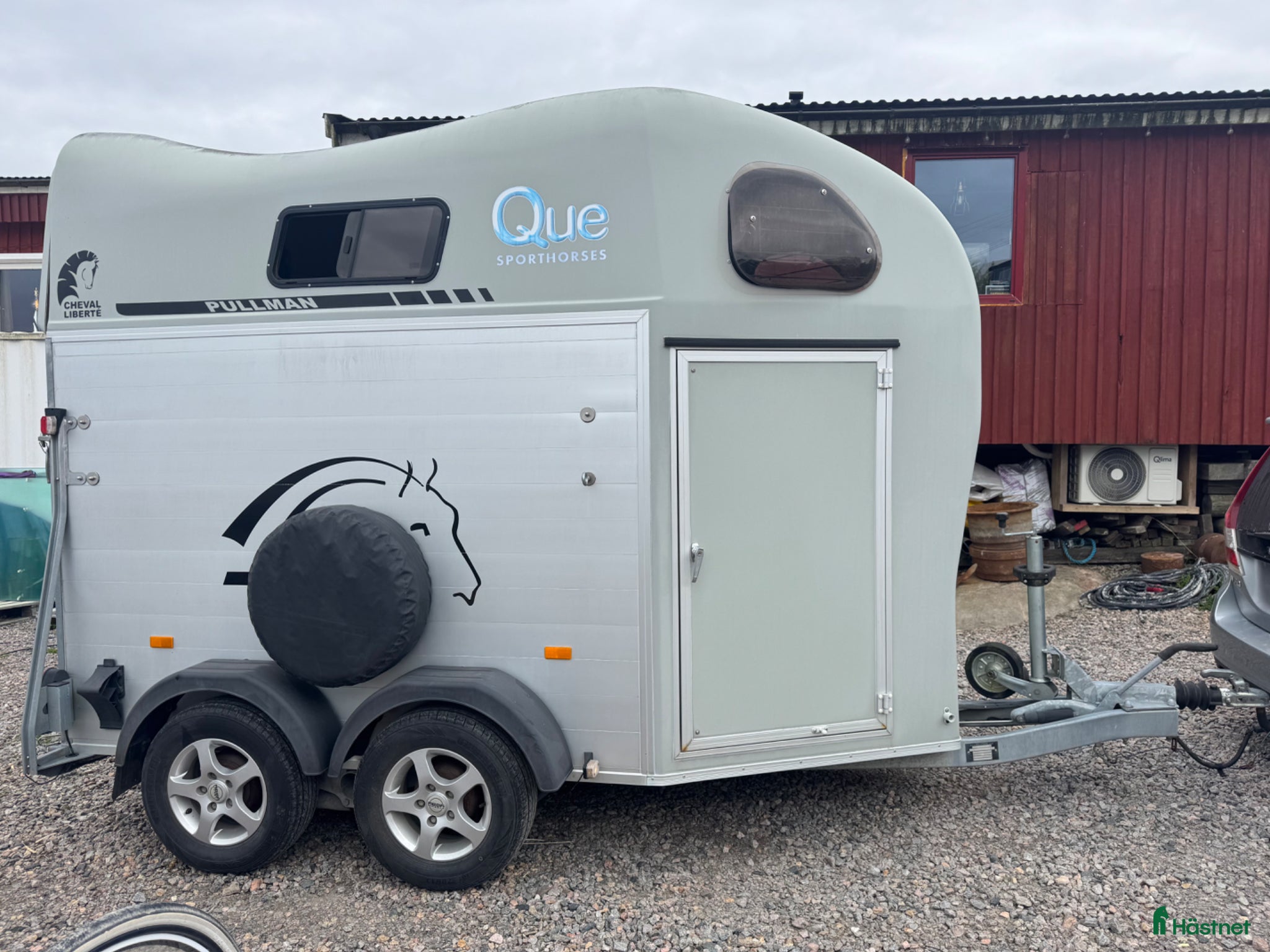 Hästtransporter  fordon & transport till salu: Hästtransport 2017 med kamera , sadelkammare - Annons 1