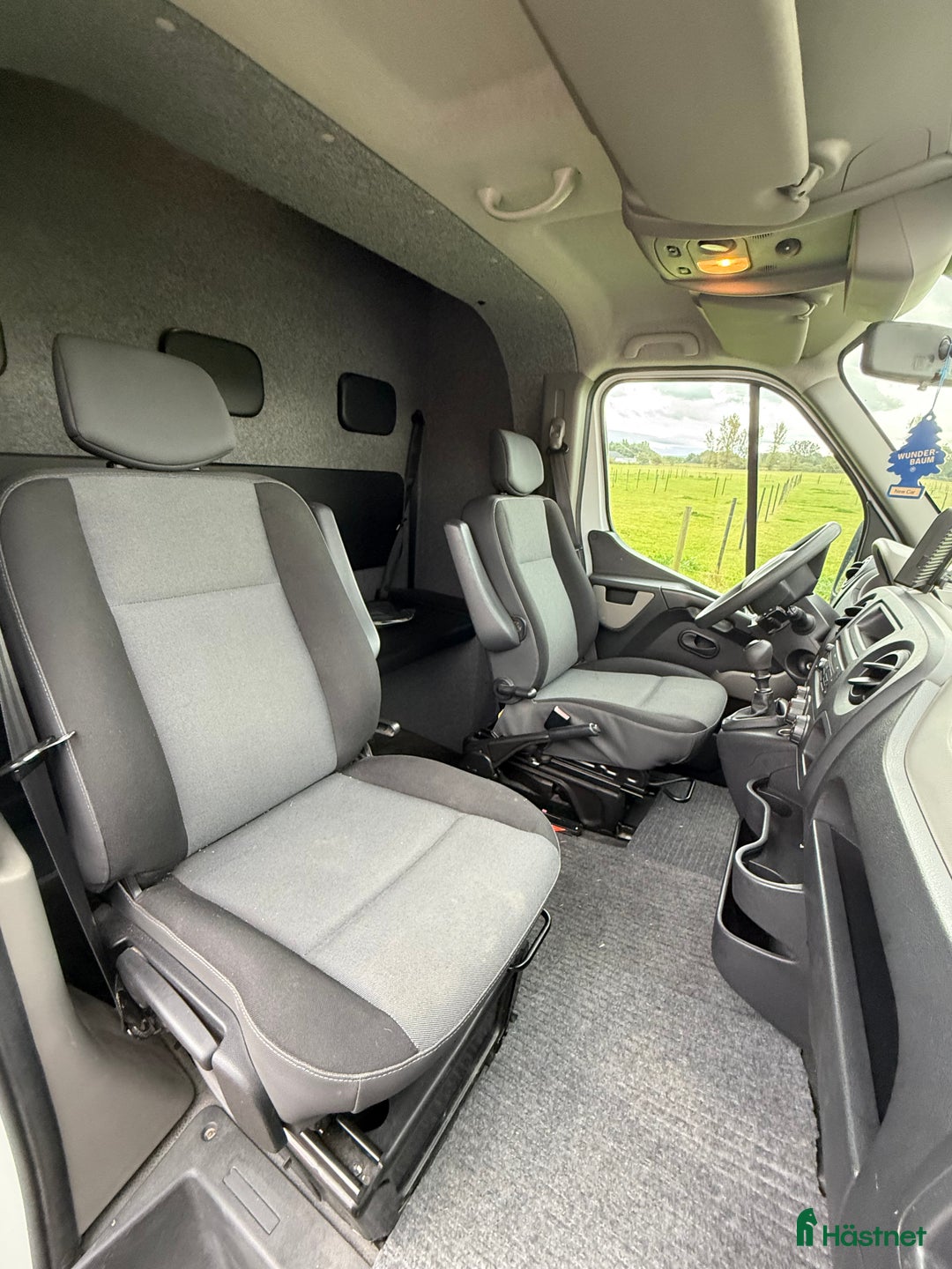 Hästlastbilar  fordon & transport till salu: Lågmilad b korts lastbil i Blentarp - Annons 6