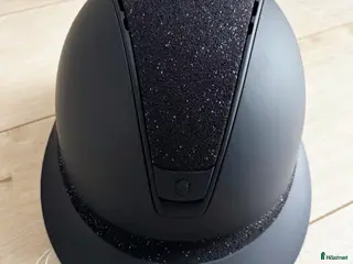 Hjälmar ryttarutrustning till salu: Ridhjälm Miss Shield 2.0 S - Annons 2