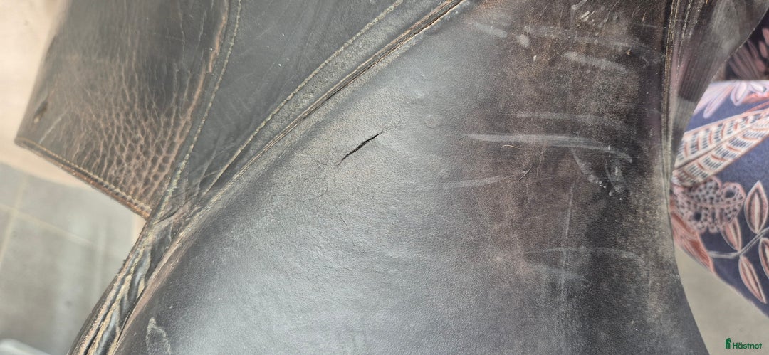 Sadlar hästutrustning till salu: Prestige dressyrsadel 17' i Anderslöv - Annons 5