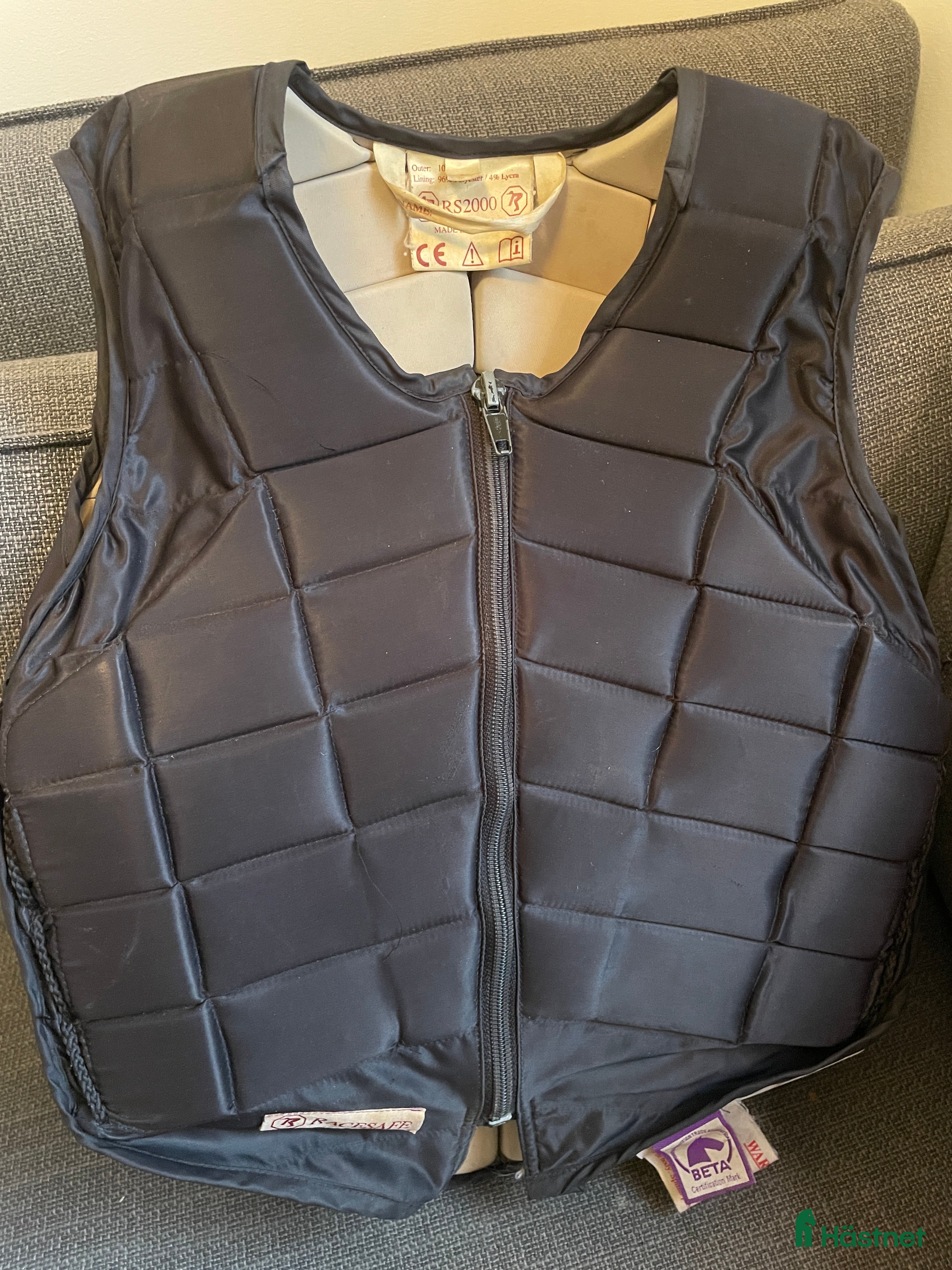 Säkerhetsvästar ryttarutrustning till salu: Säkerhetsväst i Sollentuna - Annons 3