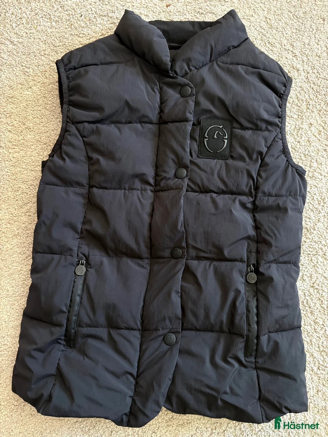 Övrig Ryttarutrustning ryttarutrustning till salu: Vestrum ridväst  - Annons 1