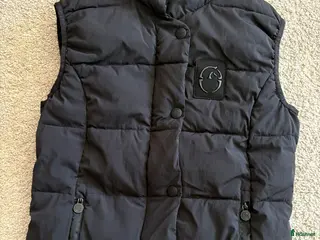 Övrig Ryttarutrustning ryttarutrustning till salu: Vestrum ridväst - Annons 1