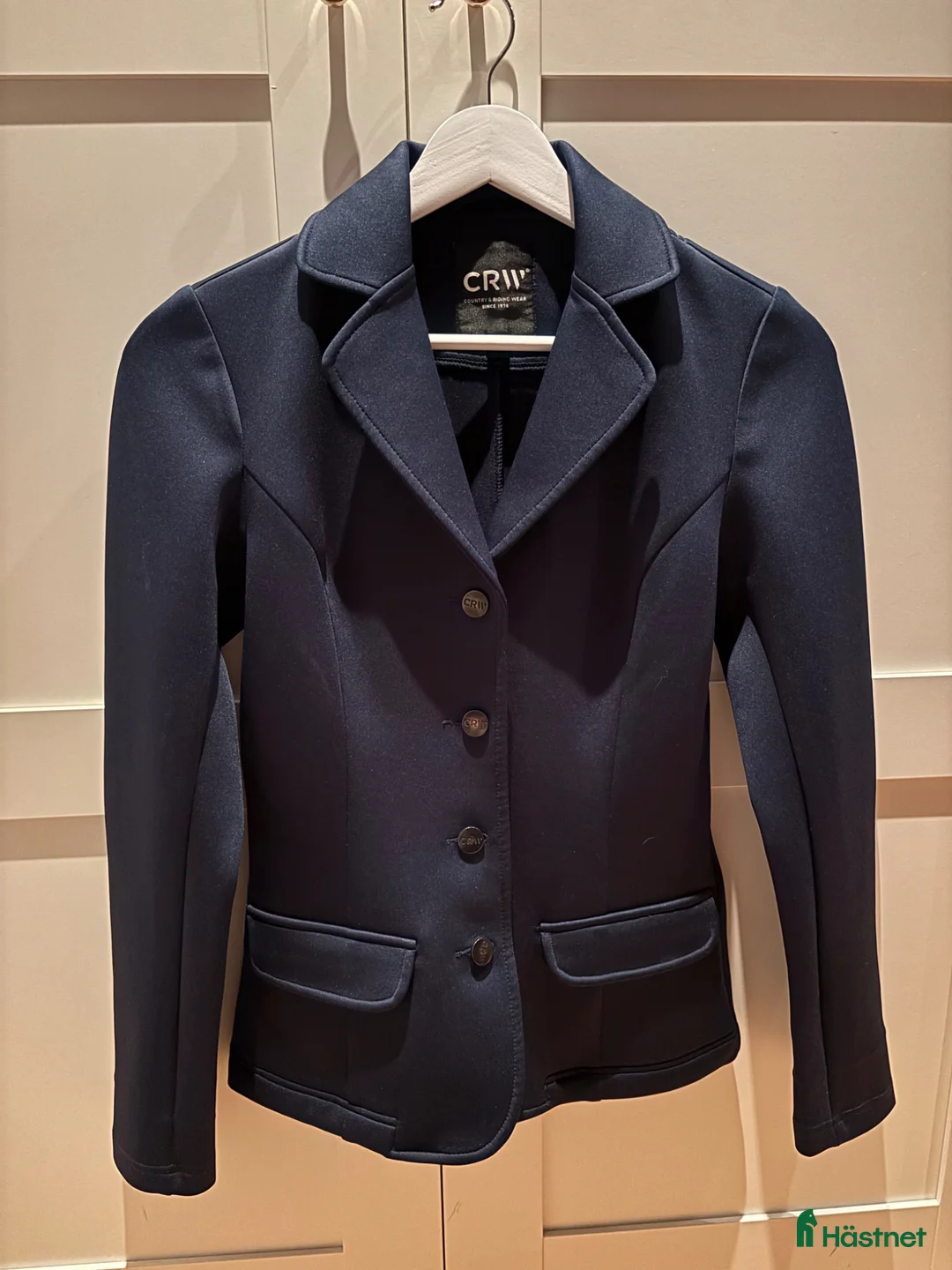 Jackor & Kavajer ryttarutrustning till salu: CRW kavaj - Annons 1