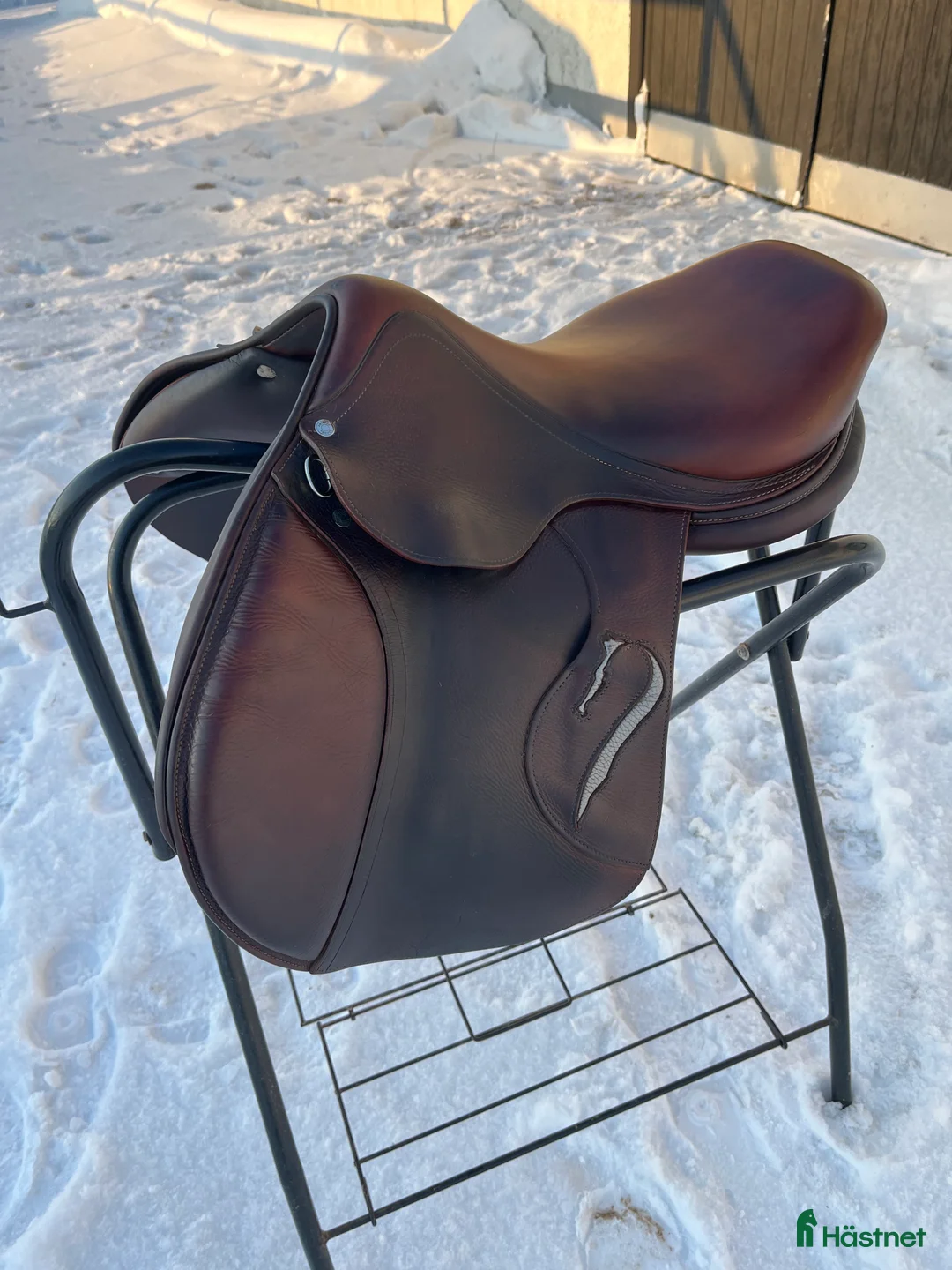 Sadlar hästutrustning till salu: Fin Antares med bytta paneler! - Annons 1