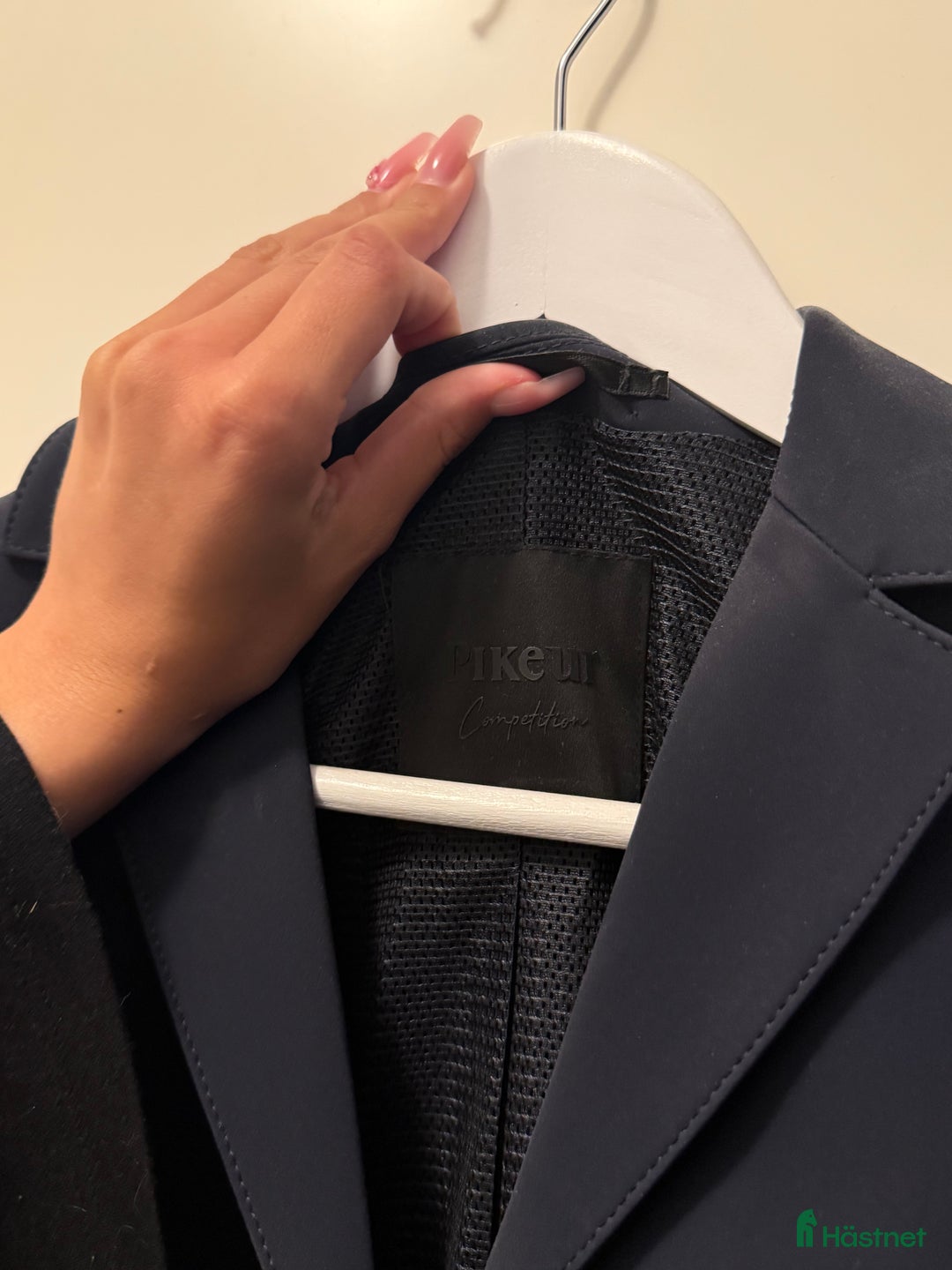 Jackor & Kavajer ryttarutrustning till salu: Pikeur Competiton Paulin Kavaj i Örebro - Annons 3