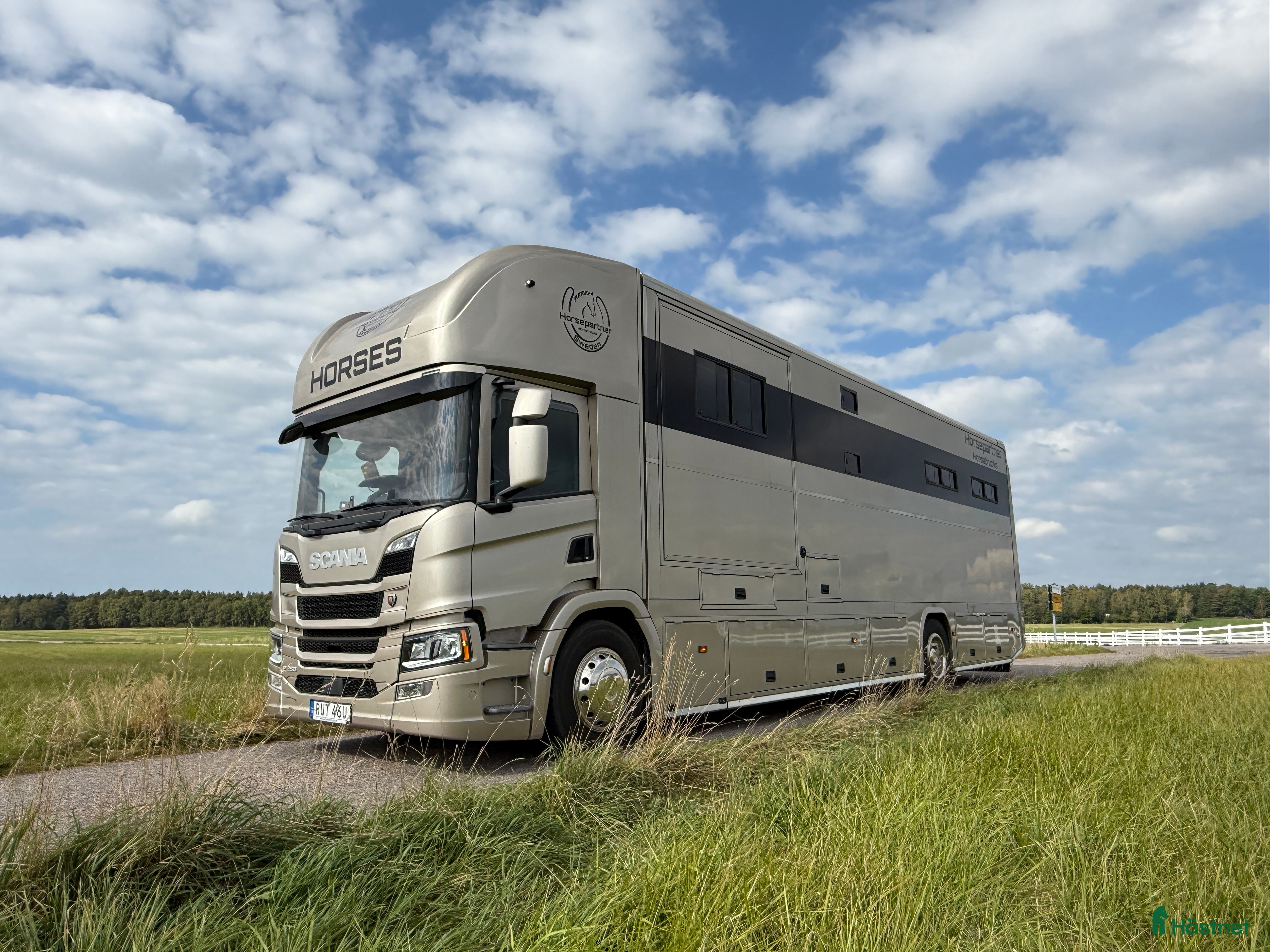 Hästlastbilar  fordon & transport till salu: Exklusiv 6-hästars Scania hästlastbil Horsepartner i Laholm - Annons 6