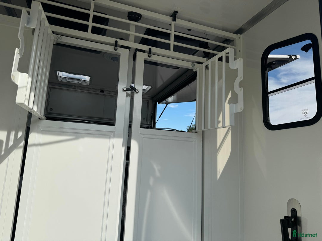 Hästlastbilar  fordon & transport till salu: PARAGAN EQUISTAR 3XL STUTERI  i Köping - Annons 11