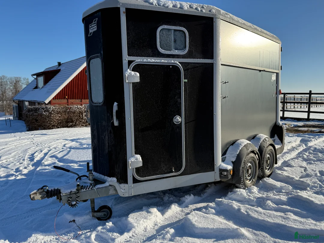 Hästtransporter  fordon & transport till salu: Ifor Williams HB511 med frontutlastning, 2016 i Laholm - Annons 1