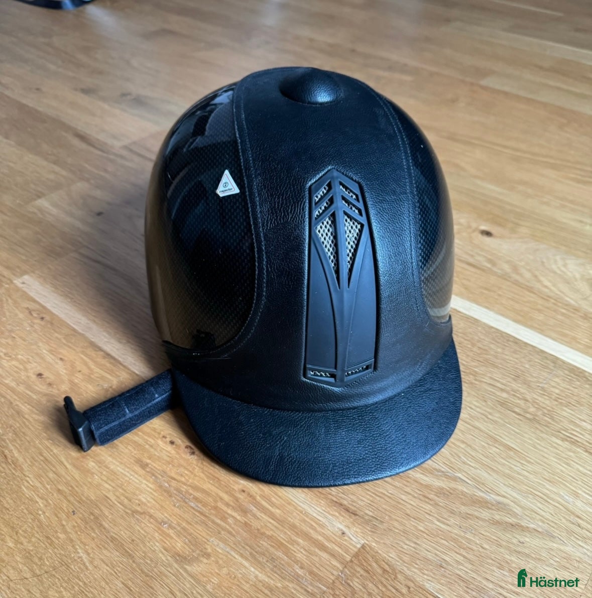 Hjälmar ryttarutrustning till salu: Ridhjälm  i Eskilstuna - Annons 3