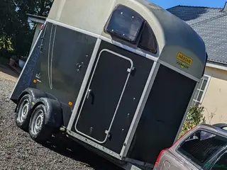 Hästtransporter fordon & transport till salu: Humbaur ballios 2016 i Tomelilla - Annons 2