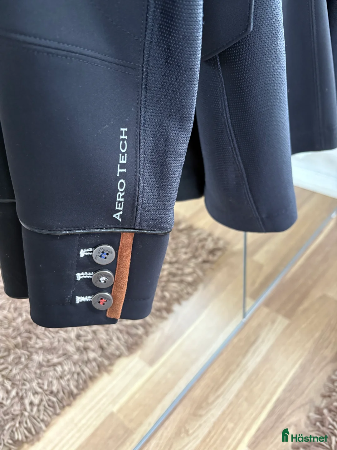 Jackor & Kavajer ryttarutrustning till salu: Svart tävlingskavaj från Horse Pilot i Grangärde - Annons 3