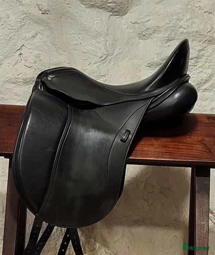 Sadlar hästutrustning Jes mambo 17.5 tum i Åstorp - Annons 10