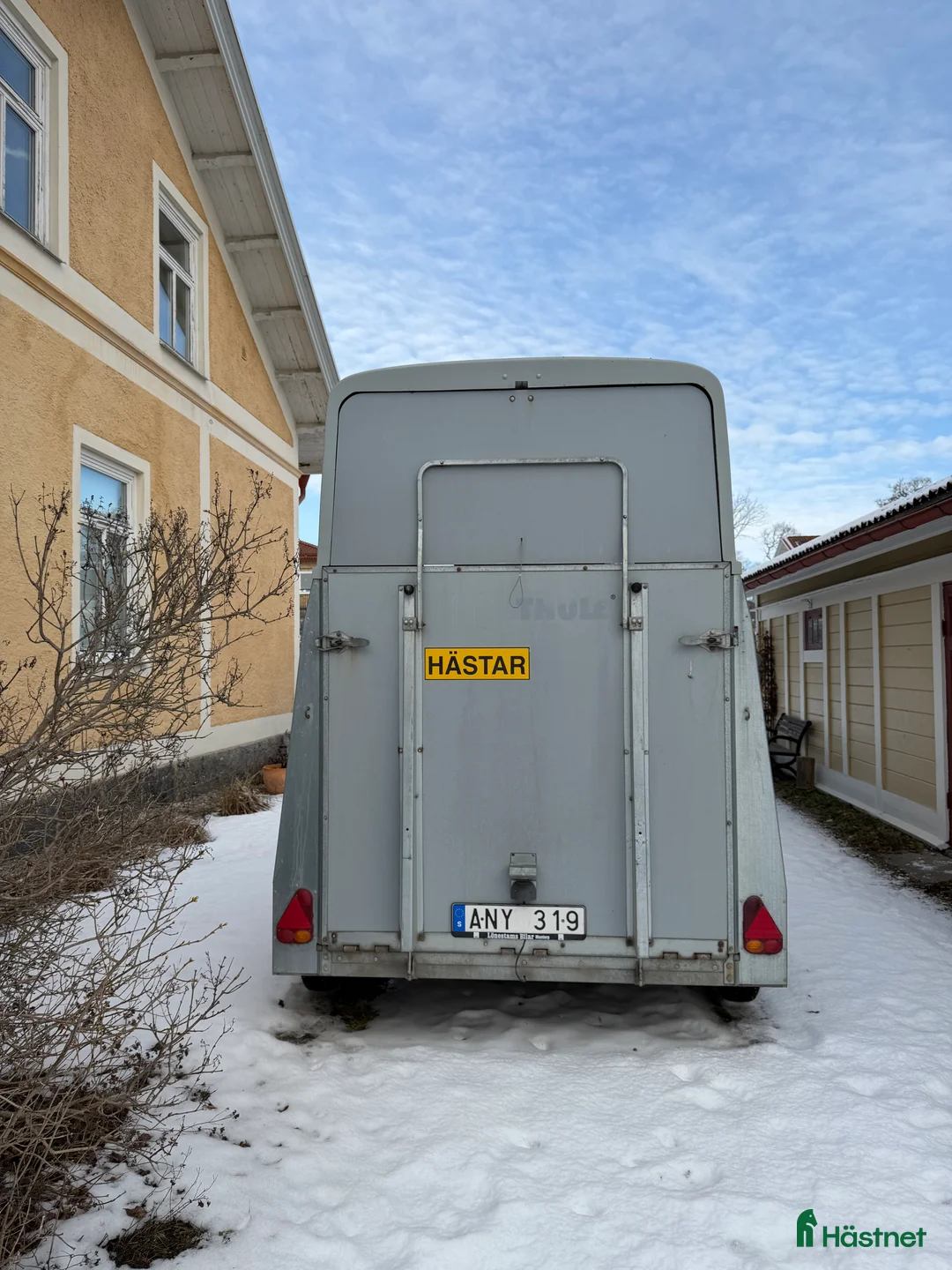 Hästtransporter  fordon & transport till salu: Nybesiktad Thule i fint skick! i Åkers Styckebruk - Annons 4